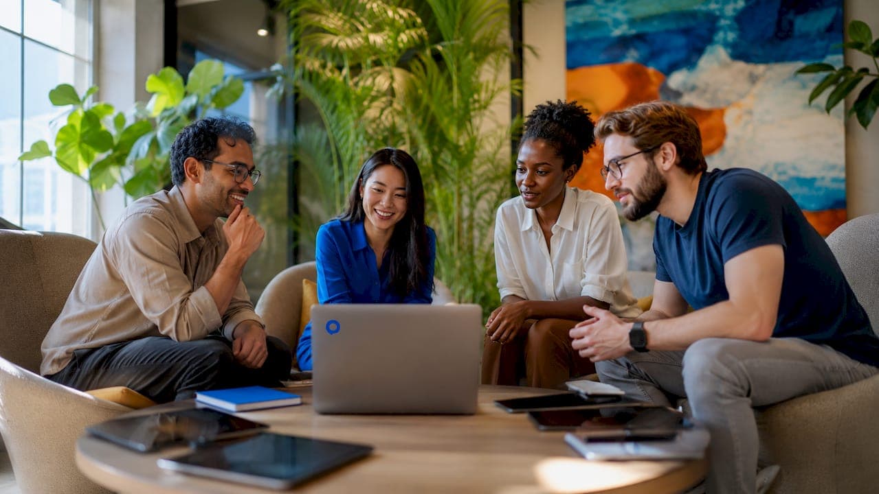 Multilingual Team Chat Explained for Global Teams